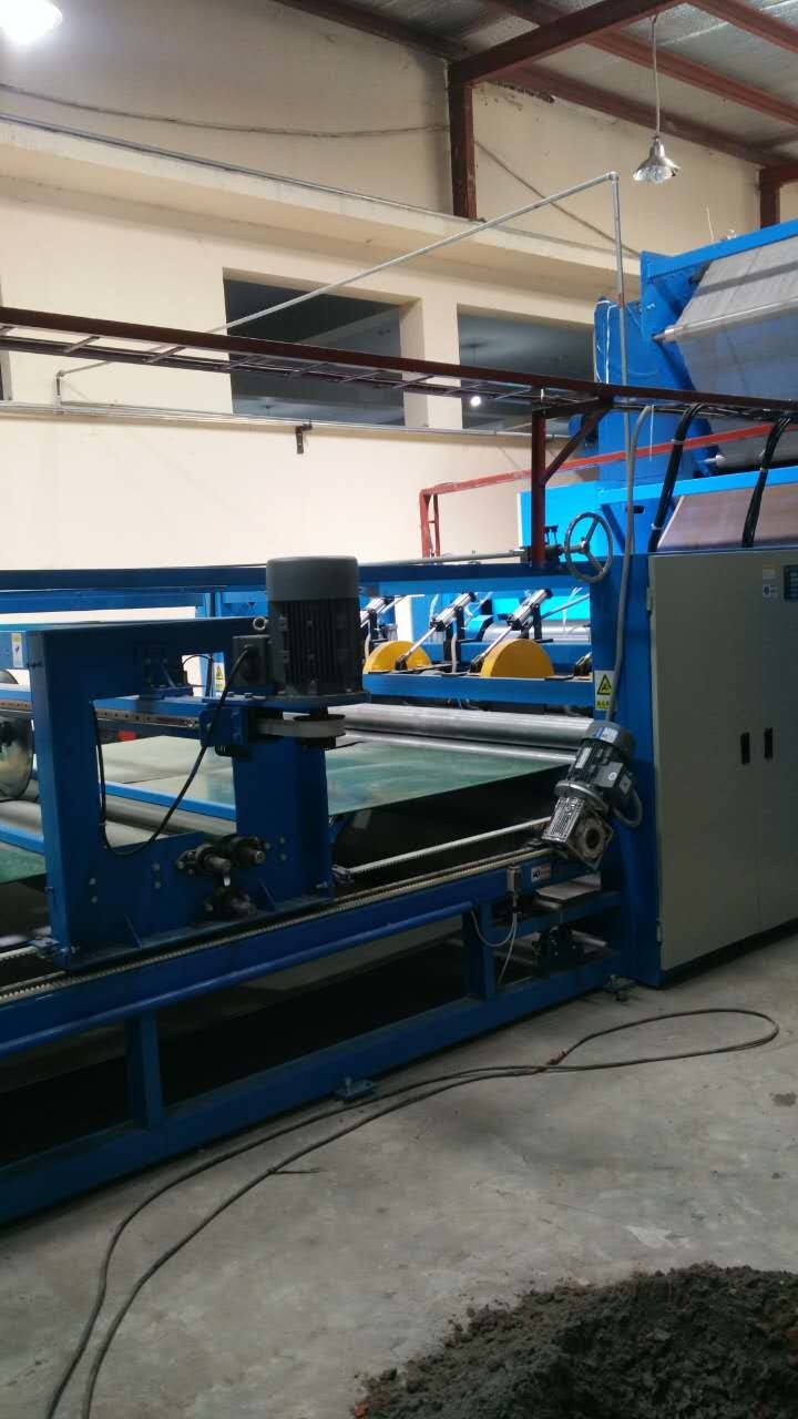 500 Kg/H Automatic Cotton Vibratory Parts Feeder Vibratory Screening Equipment